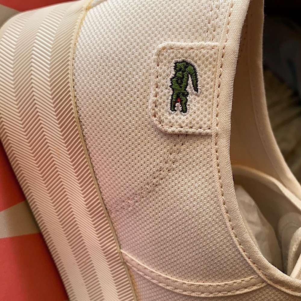Lacoste women’s canvas!!!!  🐊🐊🐊